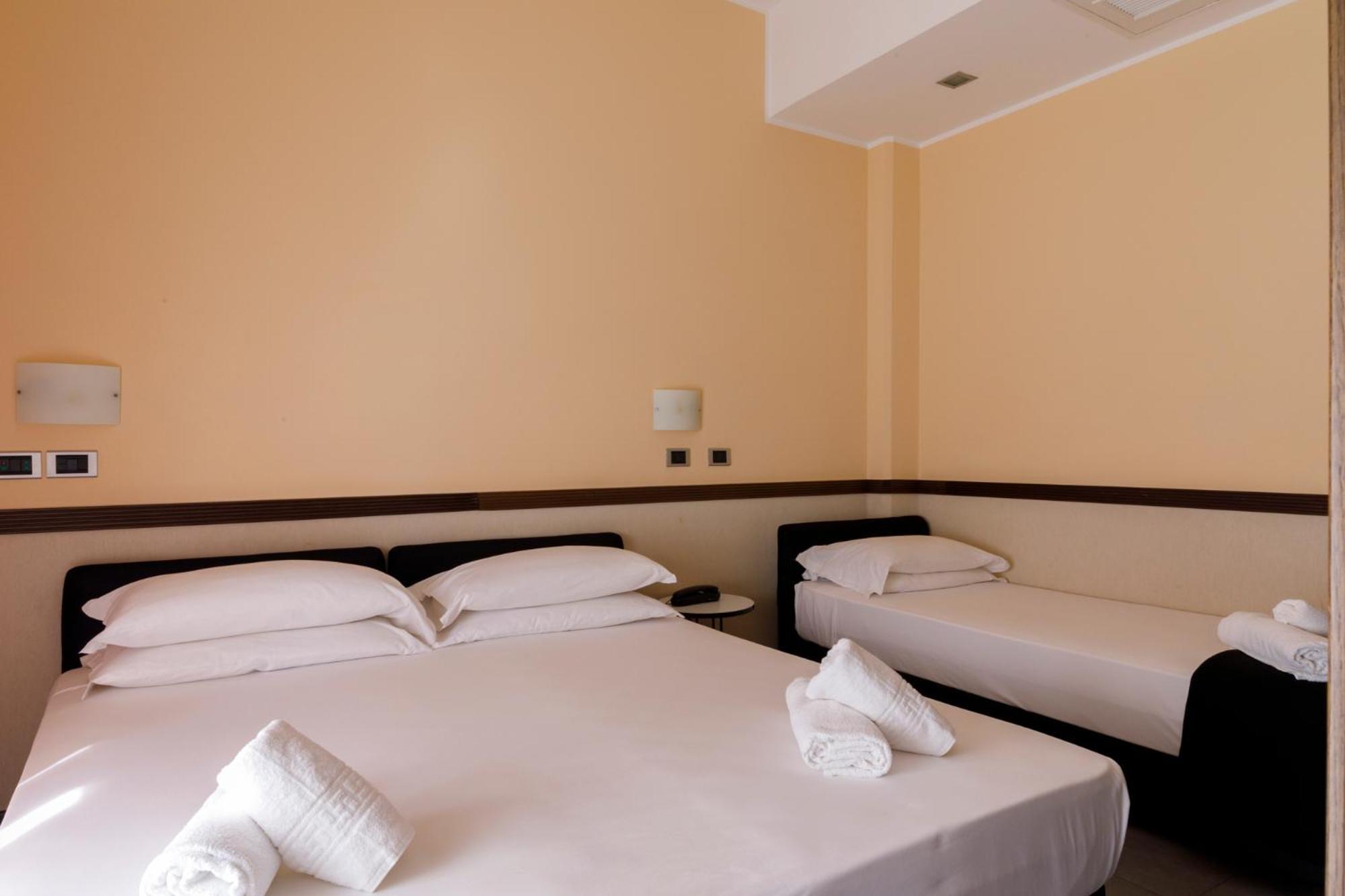 Hotel Derby Rimini Esterno foto